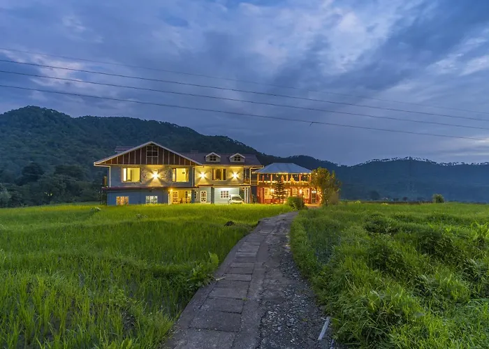 Zostel Homes Harabhag, Jogindernagar