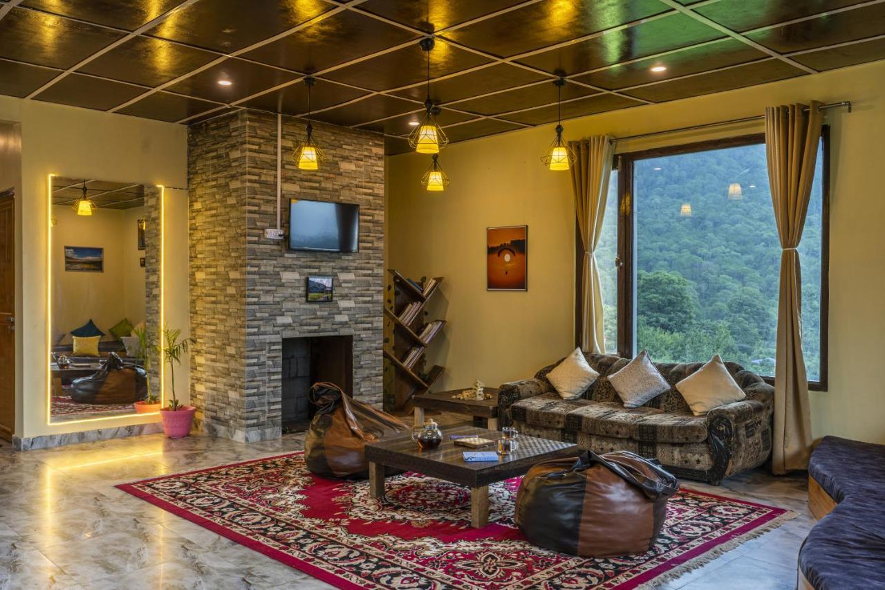 Zostel Homes Harabhag, Jogindernagar *
