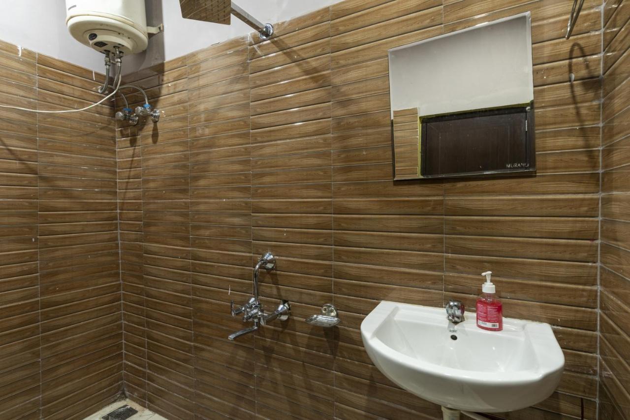 Zostel Homes Harabhag, Jogindernagar Homestay *